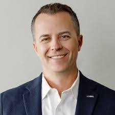 Reginald Pelzer's Instagram, Twitter & Facebook