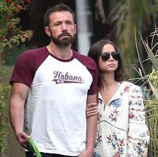 Ana de armas ist keine unbekannte unter cineasten. Ben Affleck Noch Mit Ana De Armas Befreundet Gala De