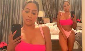 The couple reportedly had been separated for a while, according to tmz. La La Anthony Shows Off Her Unreal Curves In A Cutout Swimsuit As She Shows Off Without Wedding Ring Daily Mail Online