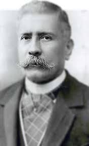 A los tres años quedó huérfano de padre, que murió víctima de una epidemia de cólera. Porfirio Diaz Historia De Mexico Revolucion Mexicana Biografia
