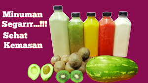 Mengurangi makan makanan kemasan dan berpengawet adalah salah satu prinsip hidup sehat. Cara Bikin Minuman Kemasan Botol Jus Botolan Youtube