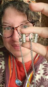 How to make new cup from old plastics buttolls 🤏 🚵 📸 📫 🦒 🎍  #SunsetSplendor #EmotionalTurbulence #DeceptionUncovered #HomeDecor