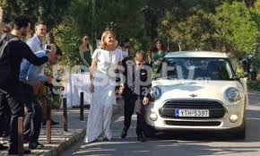 Η τζένη μπαλατσινού και ο βασίλης κικίλιας αποφάσισαν να κάνουν το επόμενο βήμα και να τα σκαλιά της εκκλησίας αναμένεται να ανέβουν η γνωστή παρουσιάστρια τζένη μπαλατσινού και ο. Gamos Mpalatsinoy Kikilia To Paramy8enio Nyfiko Ths Tzenhs Xeri Xeri Me Ton Gio Ths Newsbomb