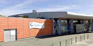 Beaucoup d'espace, généralement de la place pour nager mais aussi pour se détendre dans le hammam, le sauna, le jacuzzi et jouer sur le toboggan et le riover lorsque le soleil est levé. Une Sortie Rafraichissante A L Espace Nautique Jean Vauchere Toulousain Colomiers Le Petit Journal