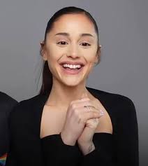 Lilo & Stitch ha sido saboteado 🥺😔 las cifras no cuenta 🧾 Estados Unidos  por el día de los caídos han retenido las ventas de este domingo 🫠 se  esperaba que Stitch