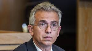 Frankfurt: Noch-OB Peter Feldmann lässt Abwahlfrist verstreichen