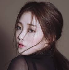 李圣经 이성경 lee sung kyung seoul fashion week runway cut （1）. Lee Sung Kyung Wikidata