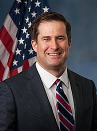 After graduating from harvard university in 2001 with a bachelor of science in physics, moulton joined the united states marine corps.he served four tours in iraq and then went on. Seth Moulton Wikipedia