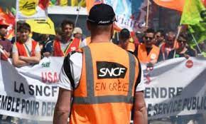 Plus de 22% des cheminots suivent le mouvement en ce deuxième jour de grogne. Petition Contre La Greve Sncf Des 5 Et 6 Decembre