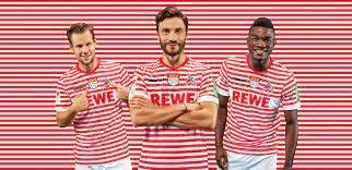 Neben dem stadtwappen sind auf der brust des trikots sind außerdem der kölner dom und ein krätzchen (karnevalskappe) integriert. 1 Fc Koln Karnevalstrikot Ringelpiez Zom Aanpacke