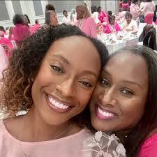 Adrienne Holmes's Instagram, Twitter & Facebook