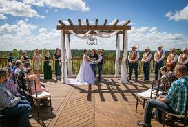 7 Affordable Austin Texas Wedding Venues See Prices In 2020 Wedding Venues Texas Austin Wedding Venues Wedding Venues