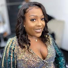 Nancy Cleveland's Instagram, Twitter & Facebook