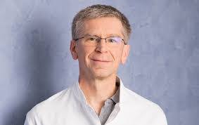 Kristina Schweiger's Instagram, Twitter & Facebook