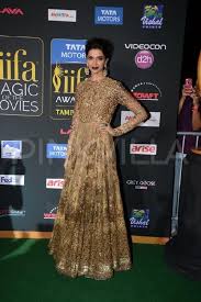 All The Reasons Why We Find Deepika Padukone Iconic Iwmbuzz Deepika Padukone Deepika Padukone Style Deepika Padukone Lehenga