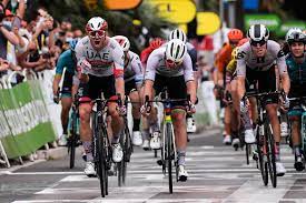 Rediffusion de grandes étapes en intégralité. Finish Photo Procyclingstats