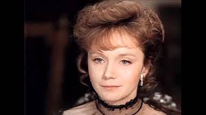 Чтобы не справлять день рождения дочери лишь раз в четыре года, родители записали в метрике дату 1 марта. Irina Kupchenko Biografiya Lichnaya Zhizn Deti Foto Mushketerdom Ru