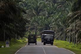 Taxis, buses and minibuses are abundant and provide connectivity around the town. Malaysia Group Arrested In Sabah For Suspected Ties To Royal Sulu Force Benarnews