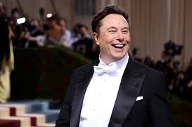 Tưởng đùa mà thật: Elon Musk không sa thải nhân viên mà dự kiến 'phát thêm'