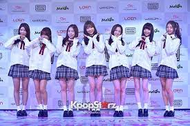 Woollim Entertainment S New Girl Group Lovelyz Attends The Debut Showcase Nov 12 2014 Photos Http Www Kpopstar Woollim Entertainment New Girl Girl Group