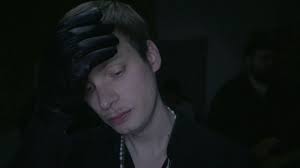 MESSER »Neonlicht«