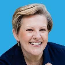 Lori Cutshall's Instagram, Twitter & Facebook