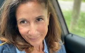 Coline berry accuse son père richard berry d'inceste. G6hdhyhmpnvcpm