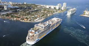 крупнейший круизный лайнер в мире Harmony Of The Seas Samyj Bolshoj V Mire Kruiznyj Lajner Otpravilsya V Pervoe Plavanie Kruiznye Suda Karibskij Kruiz Kruizy