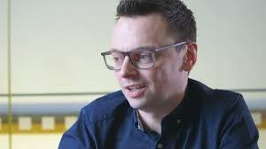 Kara Crook's Instagram, Twitter & Facebook