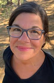 Mary Campagna's Instagram, Twitter & Facebook