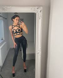 fendom strapon  funny cocks & best free porn: r34, futanari, shemale,  hentai, femdom and fandom porn