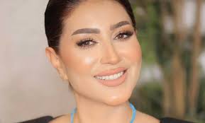 Why has an Egyptian actress become accused of organ trafficking?