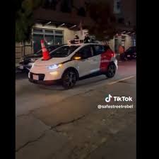 Mack Hogan Former Reviews Editor