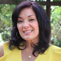 Lisa Tafoya's Instagram, Twitter & Facebook