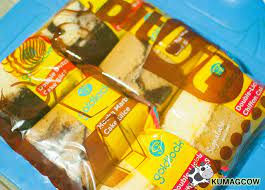 I looked forward to having a slice of their rainbow cake with my meal or a bag of their caramel flavored popcorn. Goldilocks Cake Slice Flavors Goldilocks Delivery Philippines Send Gifts To Philippines Mysarisaristore Com It Is Also One Of The Favorite Cakes Among Bridesmaids Models