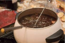 La Meilleure Recette De Bouillon A Fondue Chinoise Maison Recipe Food And Drink Recipes Food