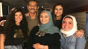 والأحوط أن تكون كل هذه الإبر بالليل. Ø³ÙŠØ¯ Ø±Ø¬Ø¨ ÙˆØ£Ø³Ø±ØªÙ‡ ÙÙŠ ØµÙˆØ±Ø© Ø¹Ø§Ø¦Ù„ÙŠØ© Ø´Ø§Ù‡Ø¯ Ù„Ø§ÙŠÙ Ù†ÙŠÙˆØ²