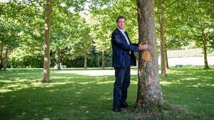 Söder kündigte außerdem an, dass in bayern eine neue regelung für den einzelhandel eingeführt werde. Baume Umarmen Reicht Nicht Symbolpolitik Im Bayerischen Wald Archiv
