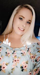 What are some light makeup tips for a natural look?