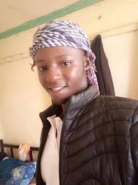 🇨🇳👌Chinese tech influencer Fan Shisan from Sichuan has gone viral after  showing a swarm of "flying swords" he built using drones. In the video,  more than ten sword-shaped drones lift off together