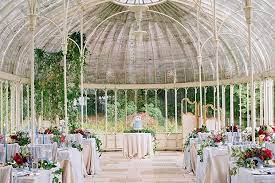 A Private Wedding 60 Exceptional Exclusive Use Wedding Venues In Ireland Organisation Mariage Salle De Mariage Reception Mariage