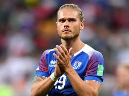 You can watch insta stories, profiles, followers, tagged posts anonymously. Instagram World Cup Iceland S Gislason Is Tournament S Real Breakout Star Thescore Com
