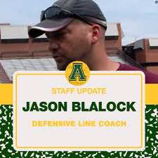 Carl Funderburk (@coach_fundy)