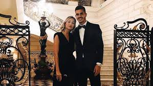 Foi em londres, local escolhido pelo casal para passar a noite de réveillon, que andré silva e sara rodrigues oficializaram a relação que os une há já vários meses. Andre Silva E Sara Rodrigues Paixao Em Paris Jogo Da Vida Jornal Record