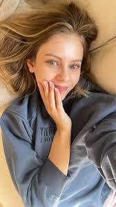 Yes I do exist beautiful 😍