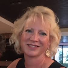 Lisa Entrekin's Instagram, Twitter & Facebook