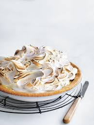 A Soft And Marshmallowy Lemon Meringue Pie Is A Dessert That Will Never Go Out Of Style And With A Few Of My Baking Desserts Sweet Recipes Lemon Meringue Pie