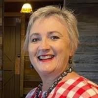 500+ "Slack" profiles