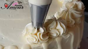 Recette De La Creme Diplomate La Creme A Fraisier Youtube En 2020 Creme Diplomate Creme Pour Gateau Fraisier