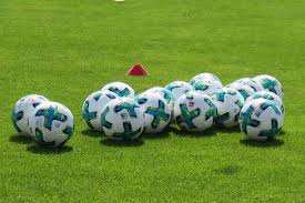 Ìîæíî ñìîòðåòü îíëàéí áåç ðåãèñòðàöèè. Corona Hinweise Zur Ubertragung Von Em Spielen Honnef Heute Nachrichten Aus Bad Honnef